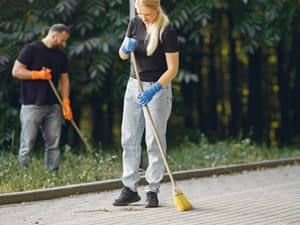 Spring and Fall clean up - Commercial Landscaping Services in Macomb & Richmond