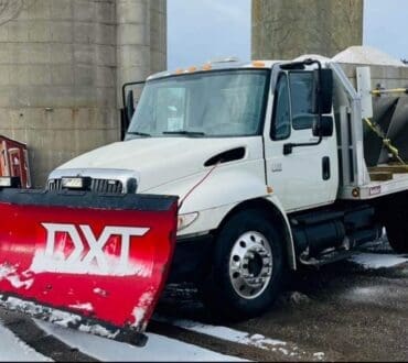 Snow plowing near me Serving Metro Detroit Businesses